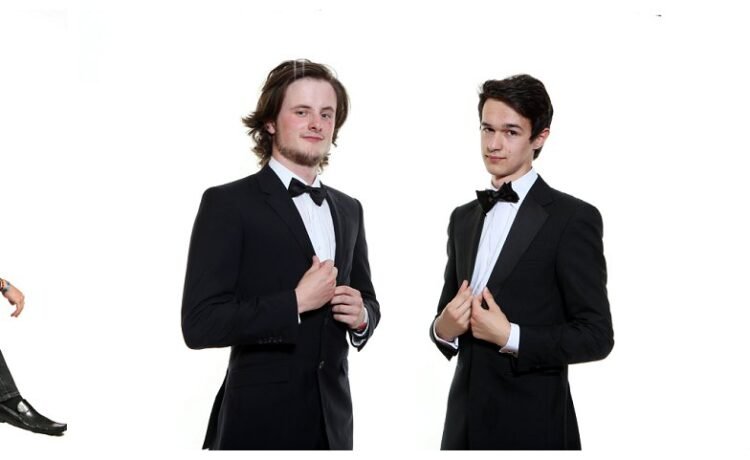 Capturing the Magic: School Prom Photography